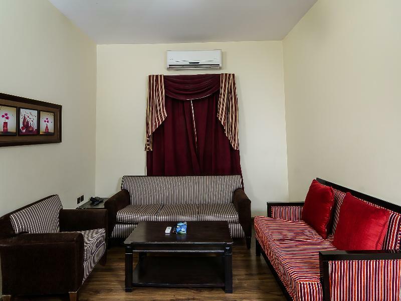 Oyo 124 Dome Hotel Suites Al Orouba Ер-Ріяд Екстер'єр фото